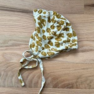 Kate Quinn bamboo collection pilot cap bonnet with chin tie, size 2T